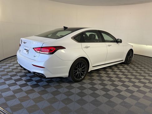 Used 2018 Genesis G80 3.3T Sport RWD image 9