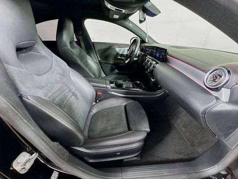 Used 2023 Mercedes-Benz CLA 250 image 33