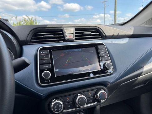 Used 2025 Nissan Versa SV FWD image 22
