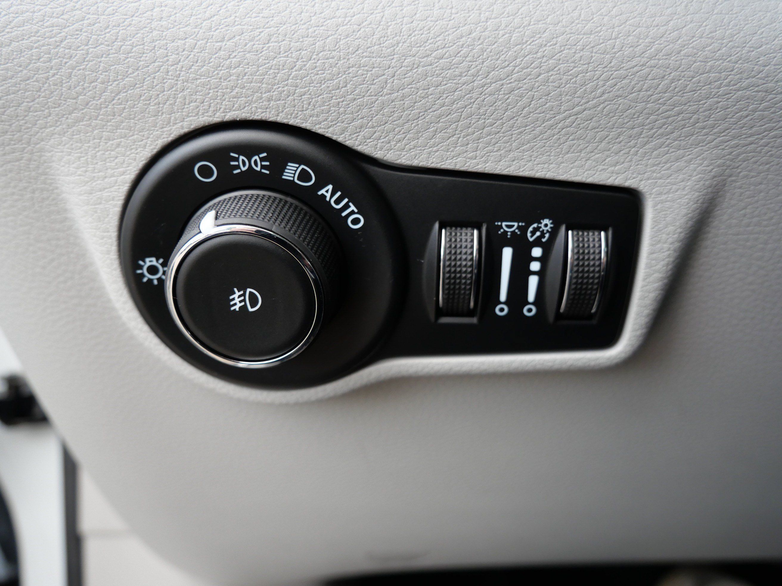 Used 2022 Jeep Compass Limited w/ Elite Group AWD/4WD image 26