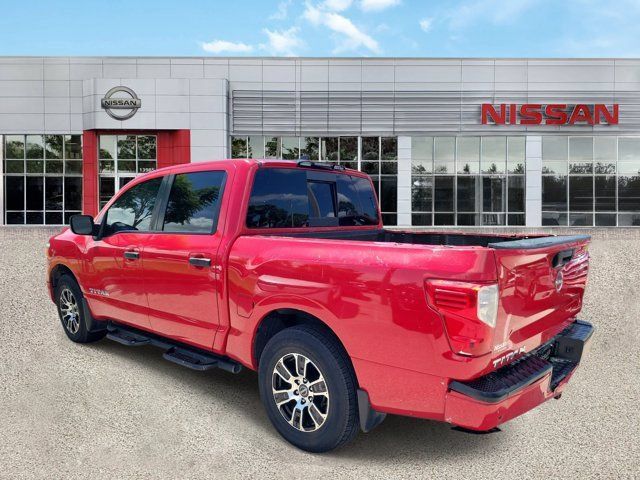 Used 2023 Nissan Titan SV w/ SV Convenience Package RWD image 4