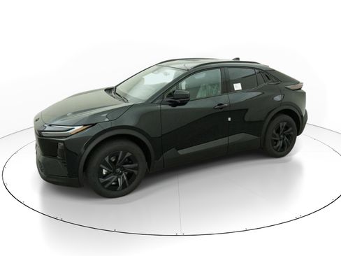 New 2026 Toyota C-HR AWD/4WD image 2