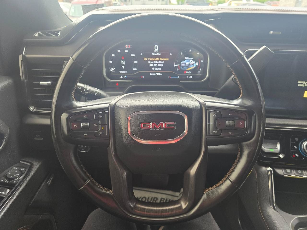 Used 2024 GMC Sierra 3500 AT4 w/ AT4 Preferred Package AWD/4WD image 7