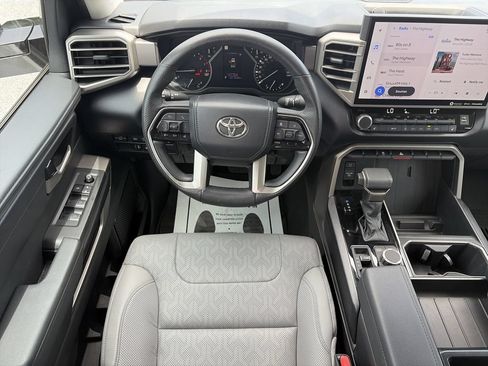 Used 2024 Toyota Tundra SR5 AWD/4WD image 15