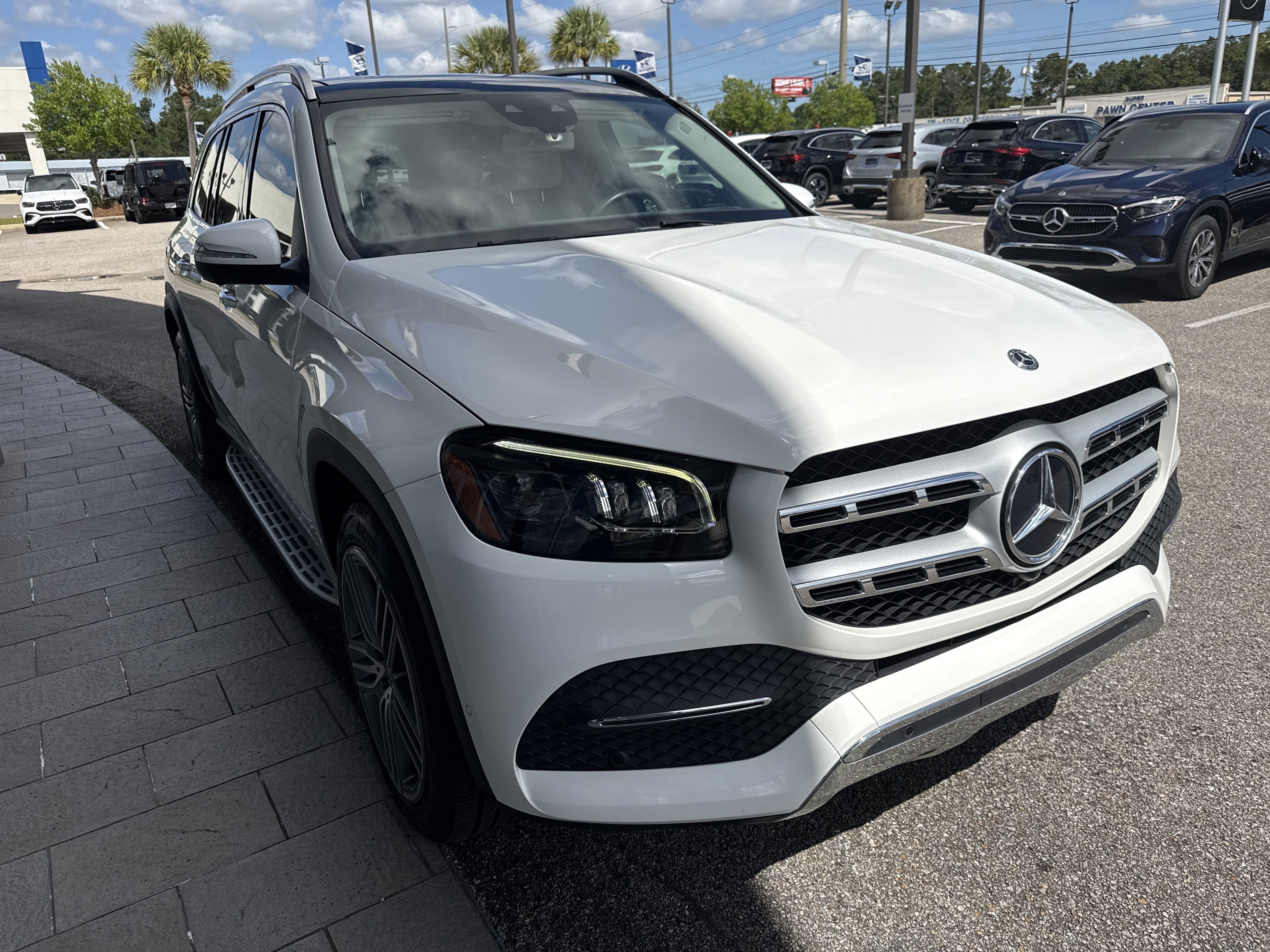 Used 2020 Mercedes-Benz GLS 450 4MATIC image 5