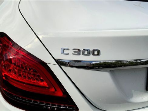 Used 2021 Mercedes-Benz C 300 4MATIC Sedan image 10