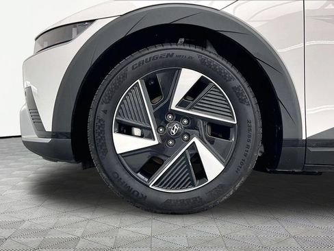 Used 2025 Hyundai Ioniq 5 SEL RWD image 9
