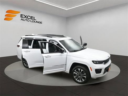 Used 2021 Jeep Grand Cherokee L Overland w/ Advanced Protech Group III image 57