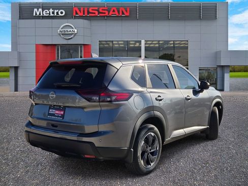 New 2026 Nissan Rogue SV image 5