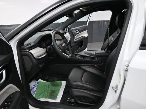 Used 2025 Jeep Compass Limited AWD/4WD image 30