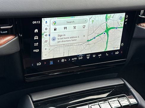 New 2026 Lincoln Navigator L Black Label AWD/4WD image 21