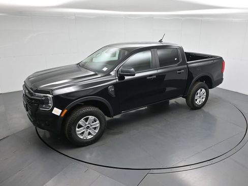 Used 2025 Ford Ranger XL image 42