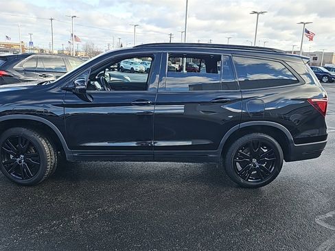 Used 2021 Honda Pilot Black Edition image 6