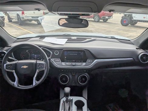 Used 2022 Chevrolet Blazer LT image 24