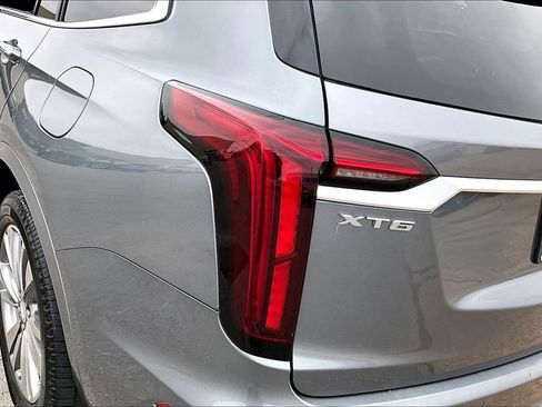 Used 2022 Cadillac XT6 Premium Luxury FWD image 31