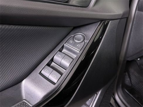 New 2026 Chevrolet Equinox LT w/ Convenience Package II image 23