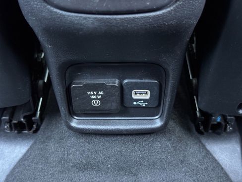 Used 2021 Jeep Compass Latitude w/ Driver Assistance Group image 32