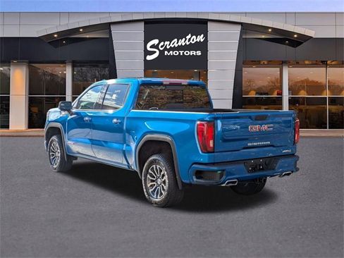 Used 2022 GMC Sierra 1500 AT4 w/ AT4 Preferred Package image 3