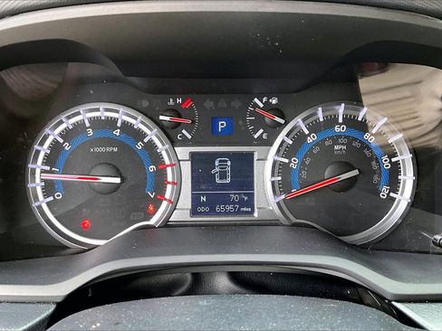 Used 2019 Toyota 4Runner SR5 image 12