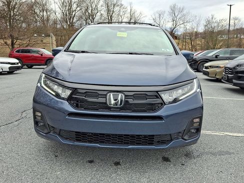 New 2026 Honda Odyssey Touring image 2