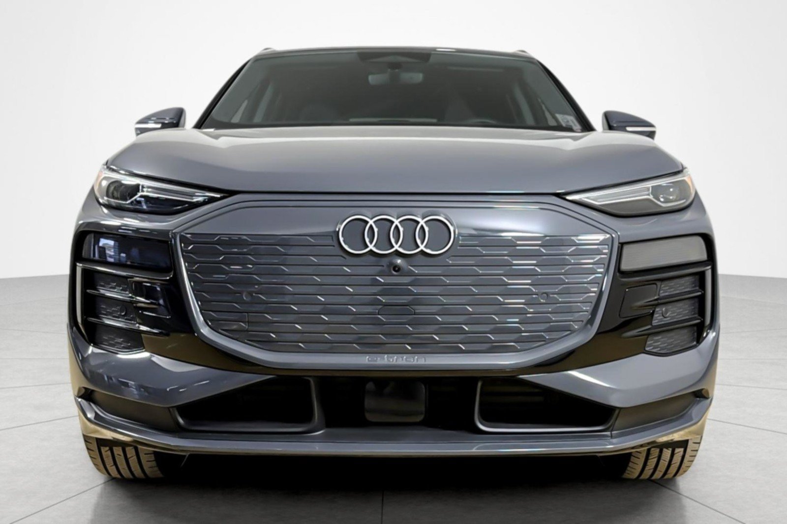 Used 2025 Audi Q6 e-tron Premium w/ Convenience Package AWD/4WD image 8