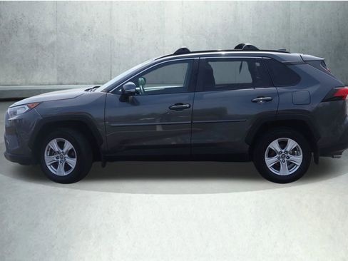 Used 2021 Toyota RAV4 XLE w/ Convenience Package AWD/4WD image 14