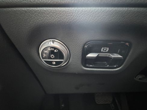 Used 2022 Mercedes-Benz EQS 450+ Sedan image 26