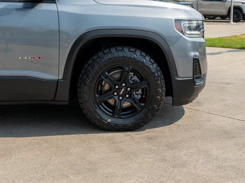 Used 2021 GMC Acadia AT4 w/ Technology Package AWD/4WD image 40