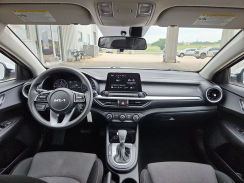 Used 2023 Kia Forte LXS FWD image 12