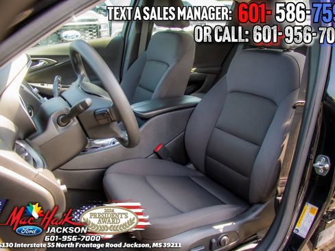 Used 2025 Chevrolet Malibu LT FWD image 6