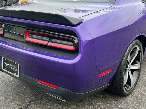 Used 2018 Dodge Challenger R/T image 16