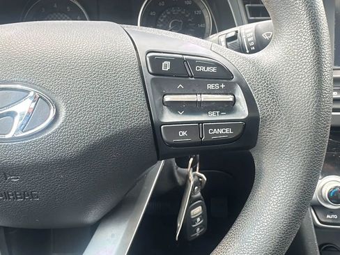 Used 2020 Hyundai Elantra SEL w/ Cargo Package (C1) FWD image 19