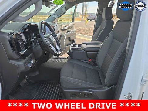 Used 2024 GMC Sierra 1500 SLE RWD image 12