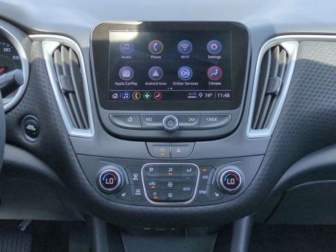 Used 2025 Chevrolet Malibu LT FWD image 18