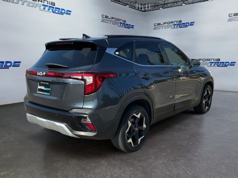 Used 2026 Kia Seltos EX FWD image 5