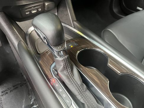 Used 2024 Chevrolet Malibu LT image 43