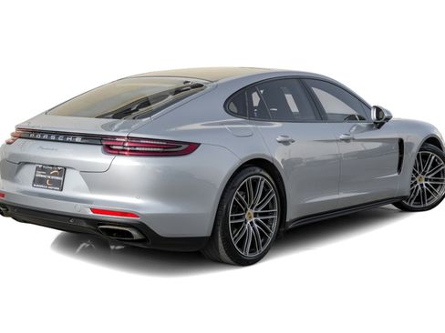 Used 2018 Porsche Panamera image 7