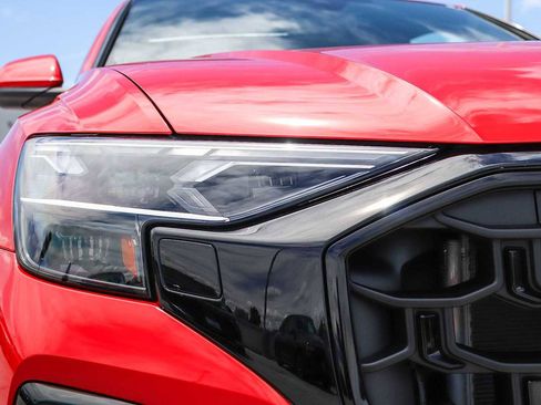 New 2025 Audi Q8 Premium Plus AWD/4WD image 9