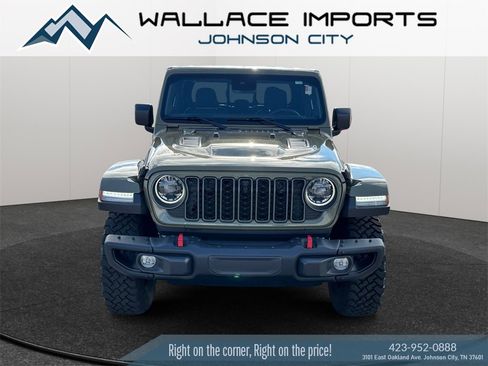 Used 2025 Jeep Gladiator Rubicon image 8