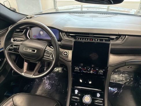 Used 2022 Jeep Grand Cherokee Overland image 23
