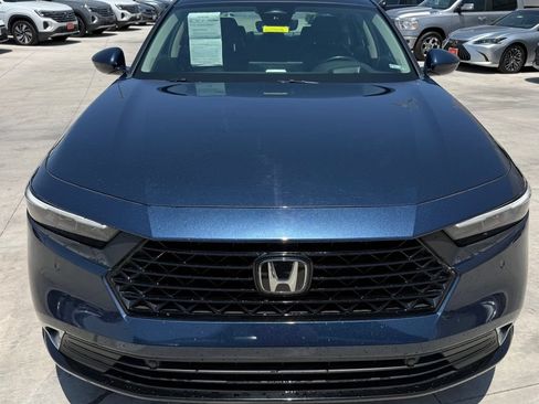 Used 2024 Honda Accord Touring image 4