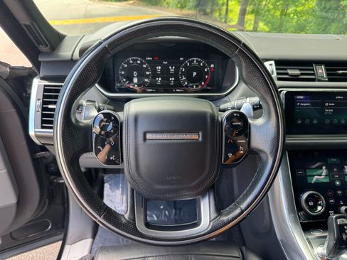 Used 2018 Land Rover Range Rover Sport HSE Dynamic AWD/4WD image 30