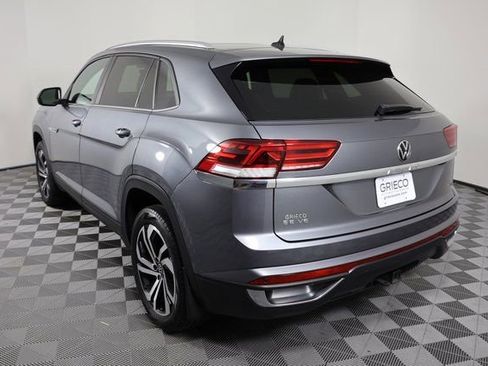 Used 2022 Volkswagen Atlas Cross Sport SE image 6