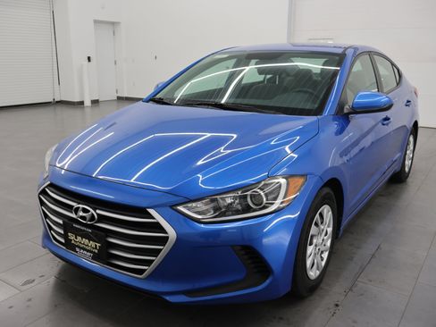 Used 2018 Hyundai Elantra SE FWD image 8