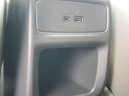 Certified 2024 Chevrolet Trax ACTIV w/ Sunroof Package FWD image 10