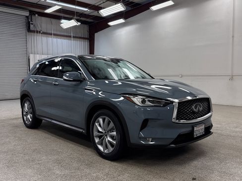 Used 2022 INFINITI QX50 Luxe image 40