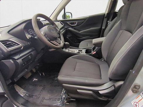 Used 2019 Subaru Forester image 14