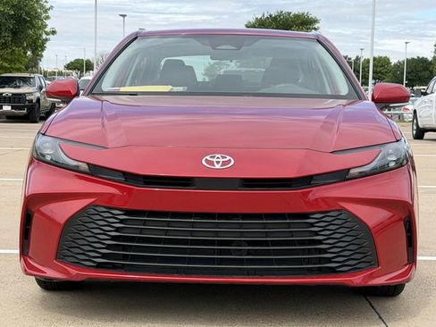 Certified 2025 Toyota Camry LE image 8