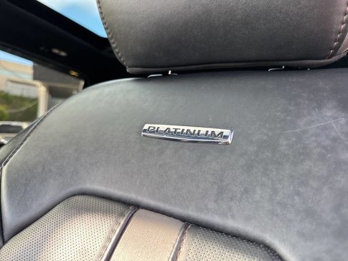 Used 2018 Ford F350 Platinum w/ Platinum Ultimate Package image 33