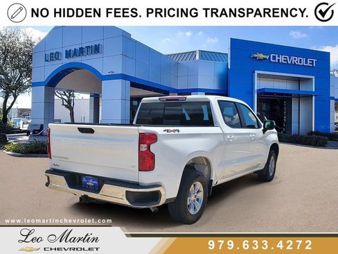 Used 2025 Chevrolet Silverado 1500 LT w/ Safety Package AWD/4WD image 3